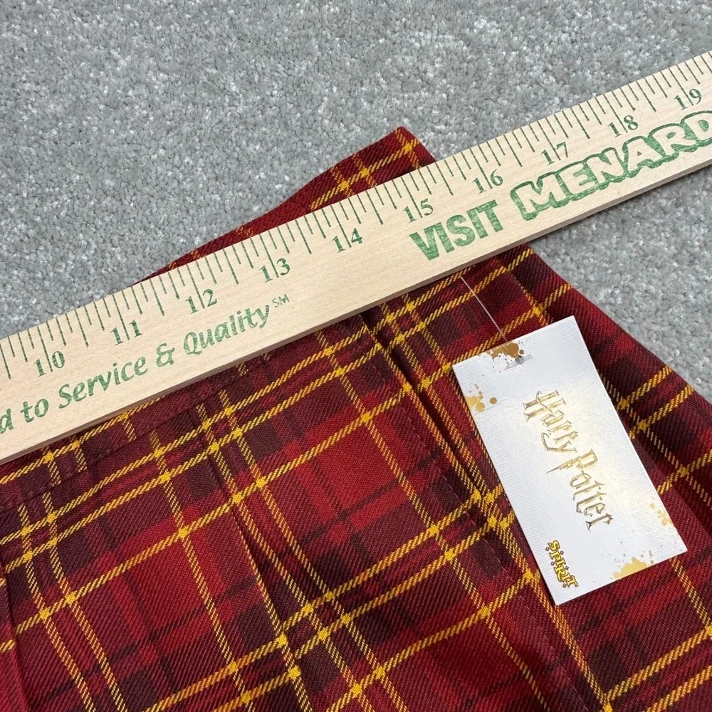 Harry Potter Gryffindor Plaid Skirt Pleated Mini NWT‎ Red Gold Lrg Hermione - Picture 11 of 13